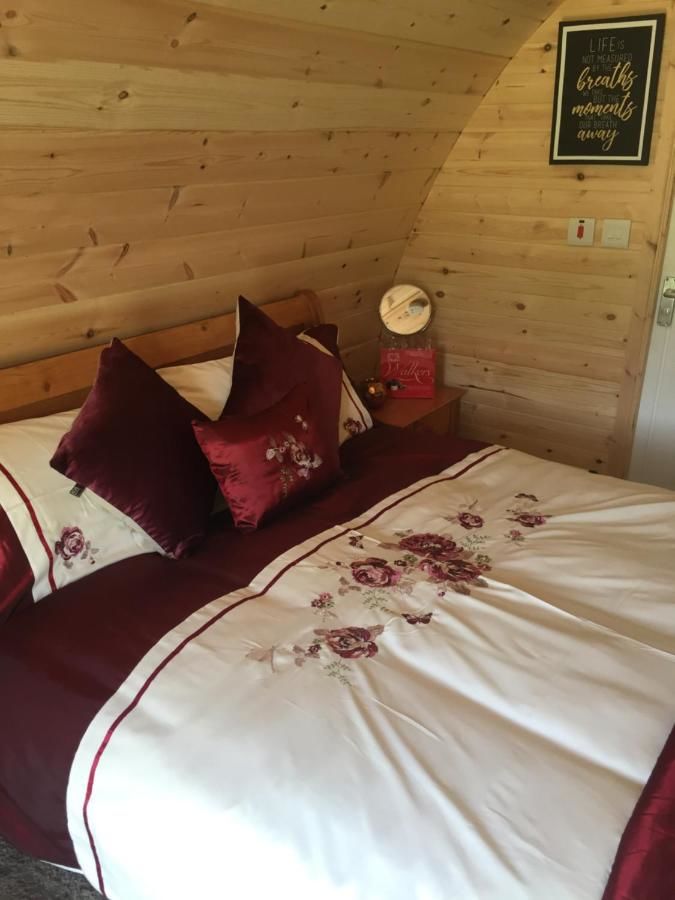 Лоджи Clonakilty Accommodation An Úllórd Getways Клонакилти